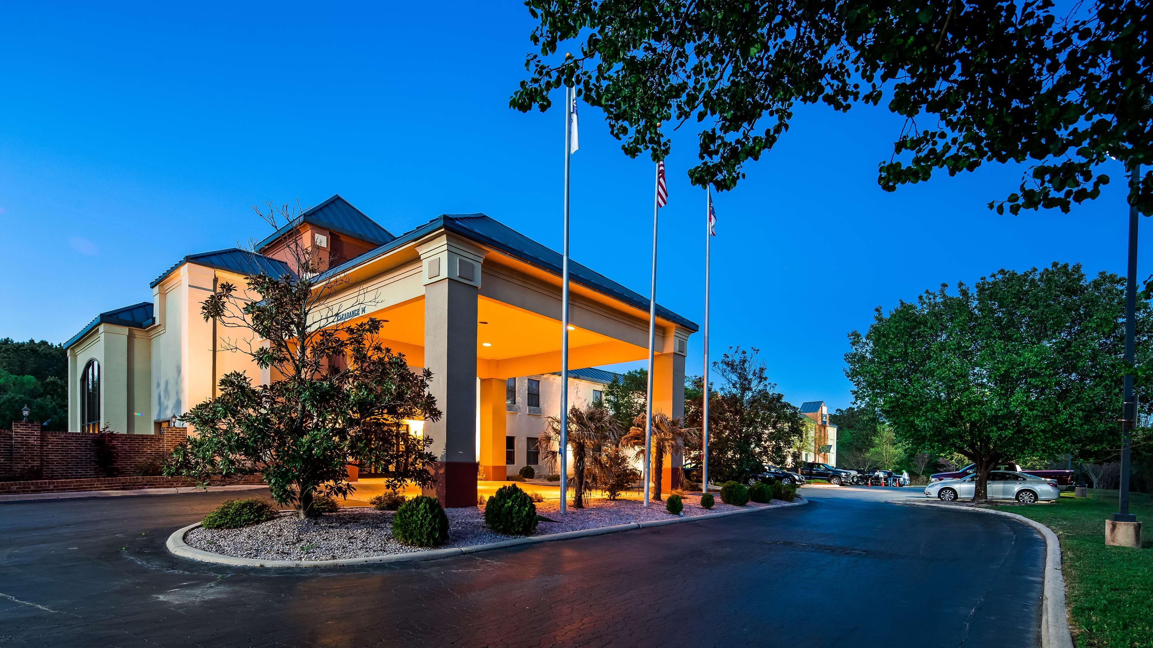 Best Western Butner Creedmoor Inn Exteriér fotografie